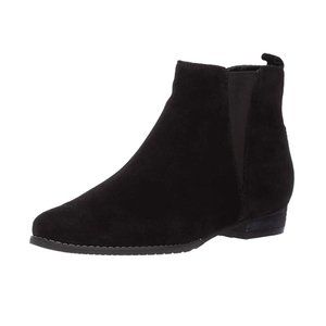 Blondo Loxx 9, waterproof black suede block heel ankle boots